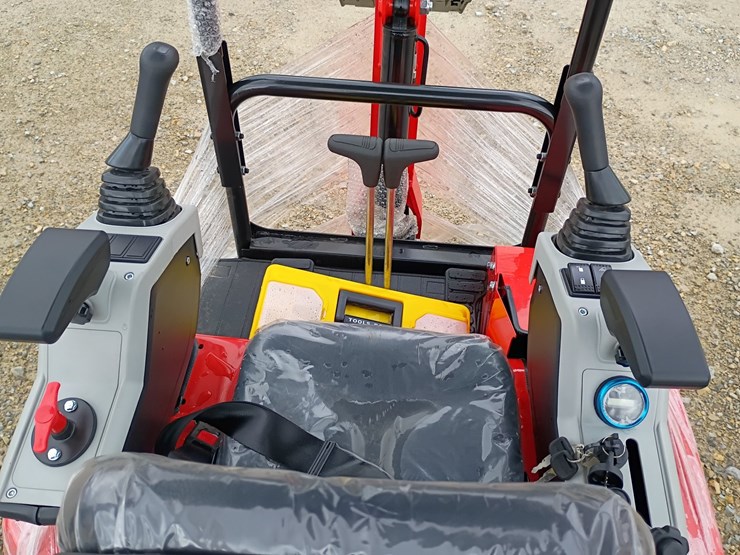 #l19-002-•-2026-tpm-16h-mini-excavator-image-12