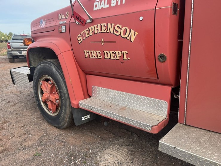 #1148-•-1980-gmc-v-8-fire-truck-image-15