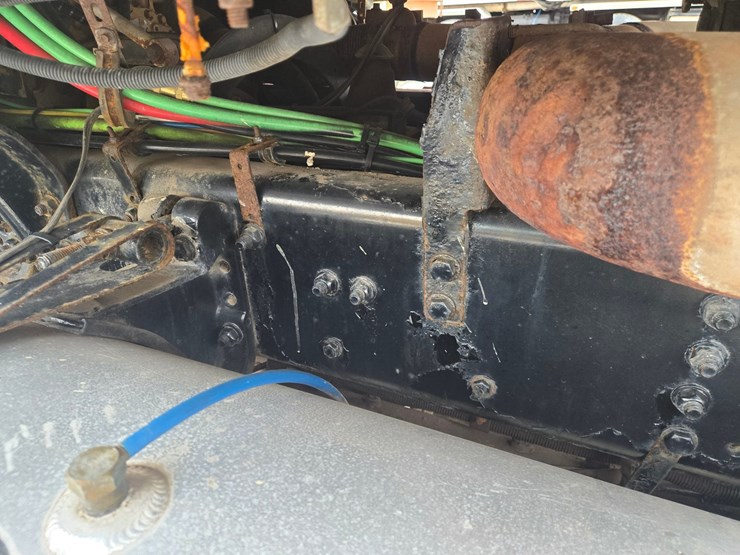 2006-caterpillar-c15-image-37