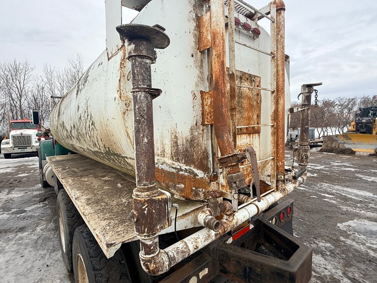 1999-mack-dm690-image-25