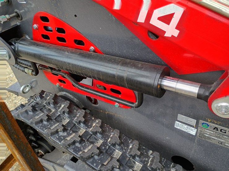 #23945-•-2025-agt-ysrt14-mini-skid-steer-image-27