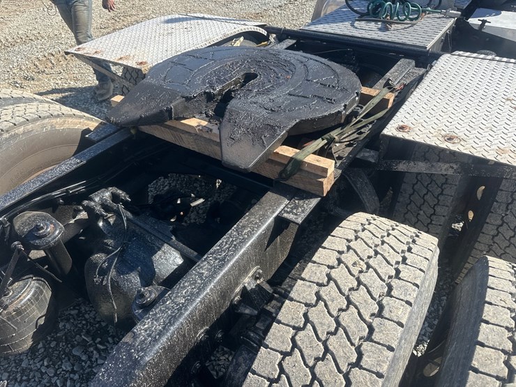 2008-peterbilt-386-image-20