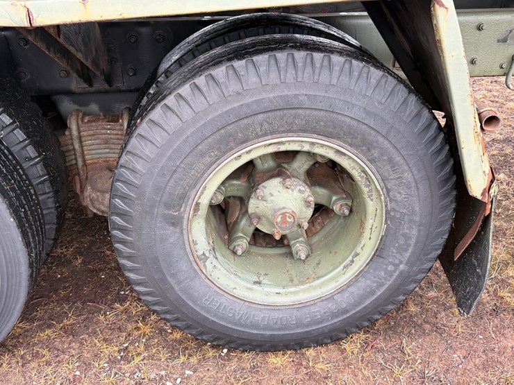 1984-mack-dm492s-image-82