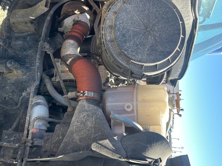 2006-international-7400-image-41