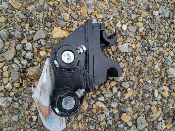 #l19-030-•-tpm-quick-coupler-mini-excavator-attachment-image-2