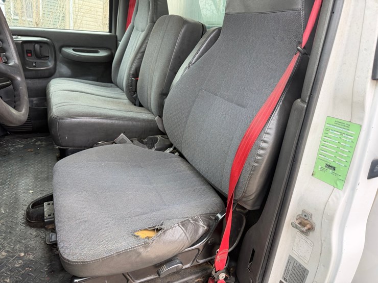 #1048-•-2009-gmc-c5500-specialty-service-truck-image-42