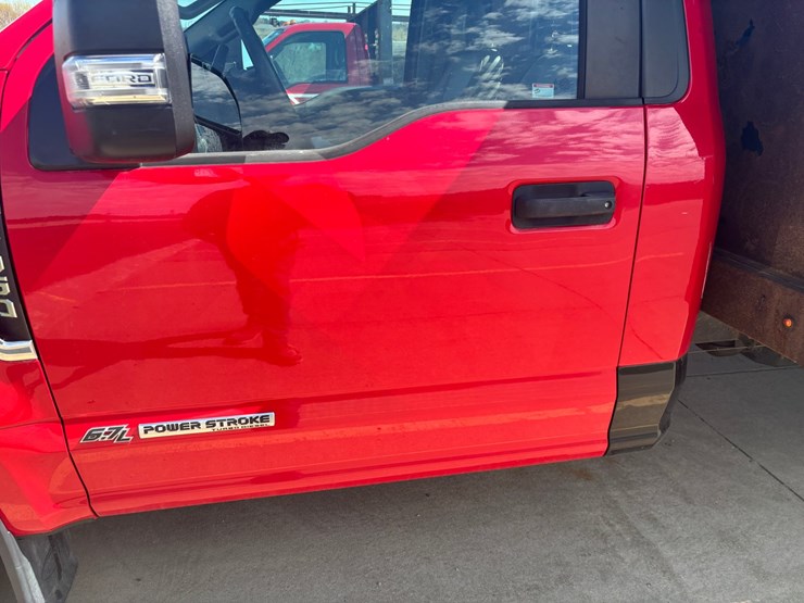 2017-ford-f350-image-10