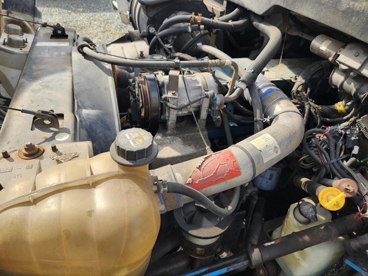 2003-international-durastar-4300-image-61