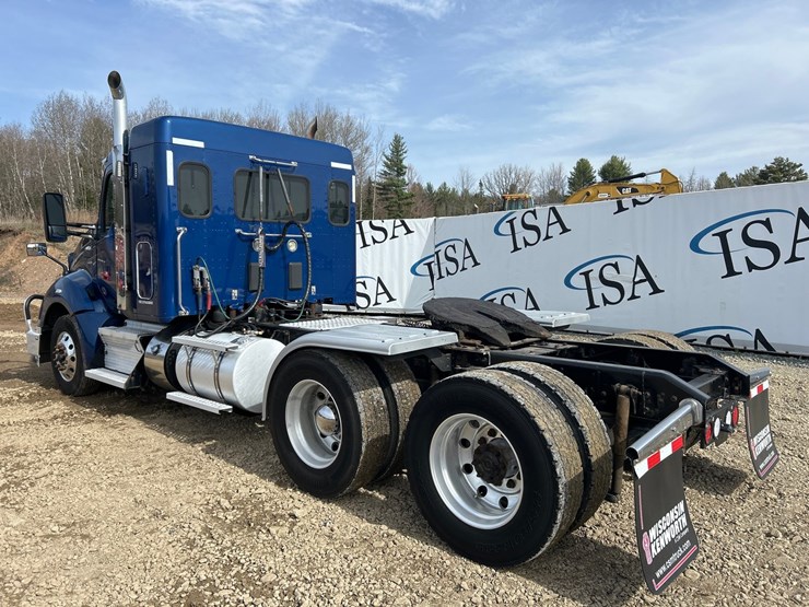 2019-kenworth-t680-image-3