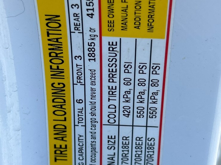 2018-chevrolet-3500-image-77