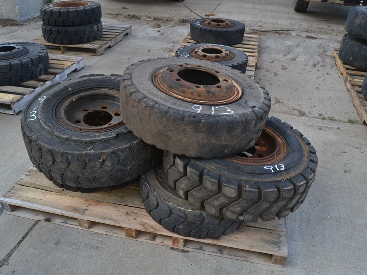 spare-wheels-&-tires-for-hyster-155-forklift-image-2