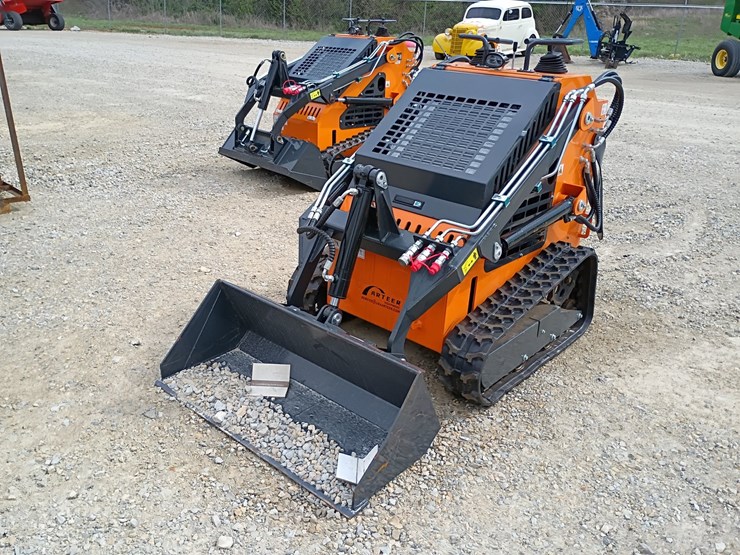 #23944-•-2025-arteer-qb-480-mini-skid-steer-image-8