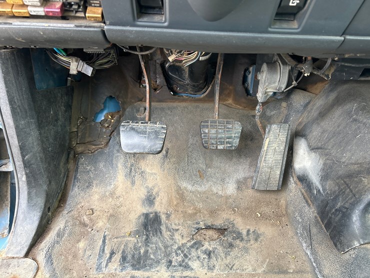 1999-caterpillar-3126-image-66