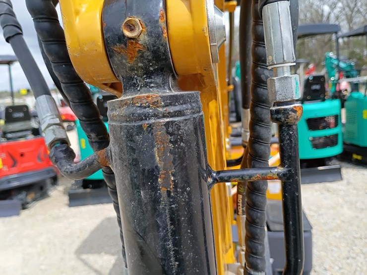 #24174-•-2025-agt-mx20r-mini-excavator-image-38