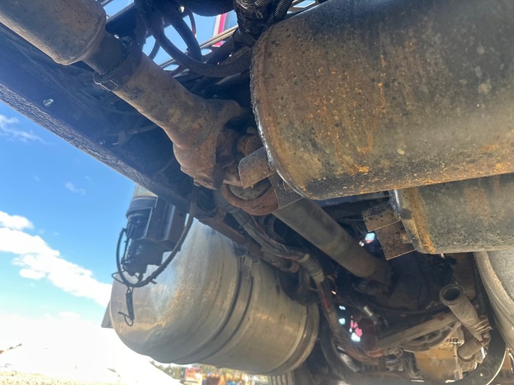 2008-peterbilt-386-image-51