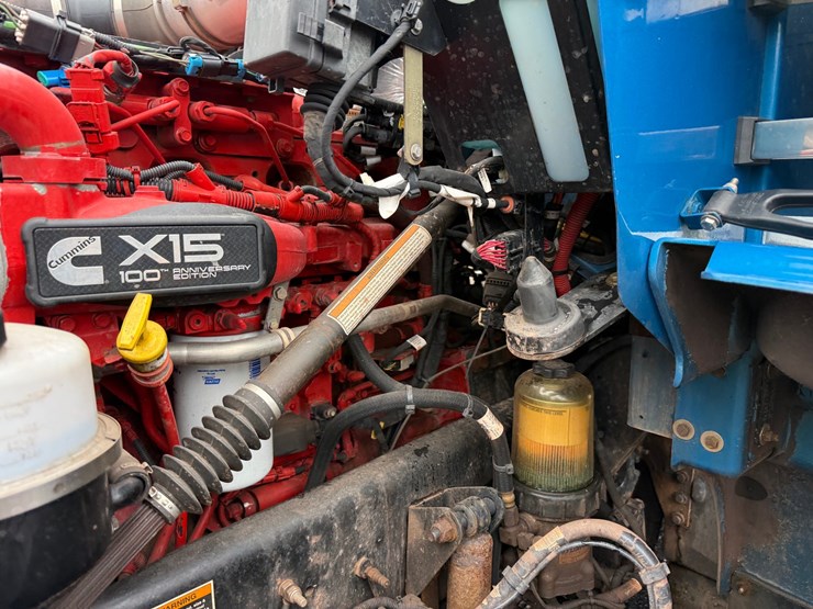 2020-kenworth-t800-image-13