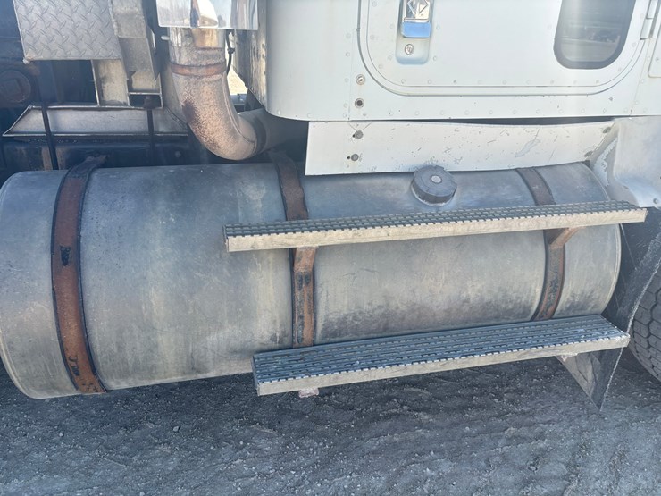 1994-international-9400-image-21