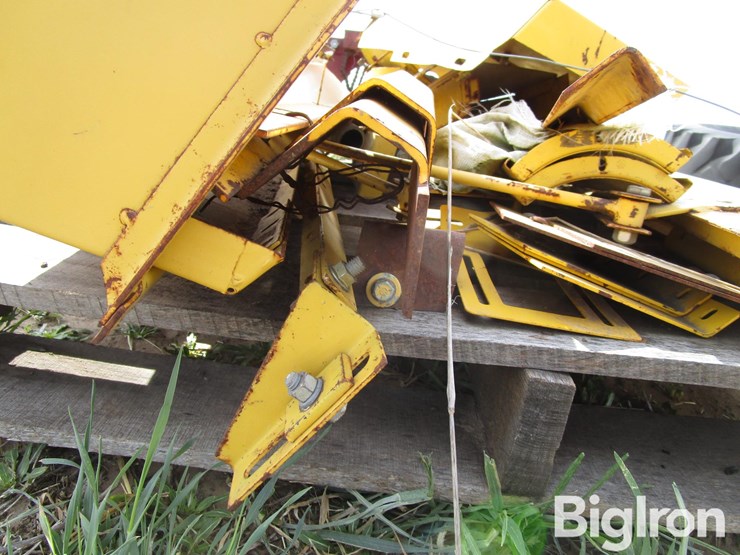 nh-combine-parts-&-sheet-metal-image-20