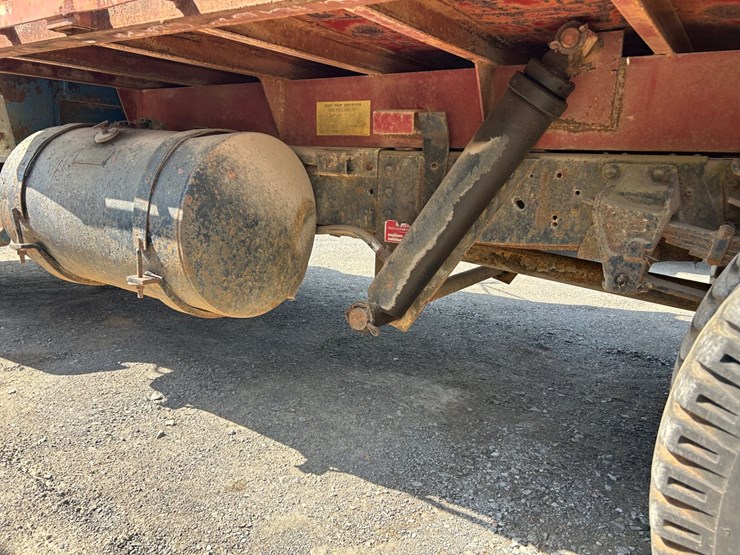 1979-ford-f800-image-7