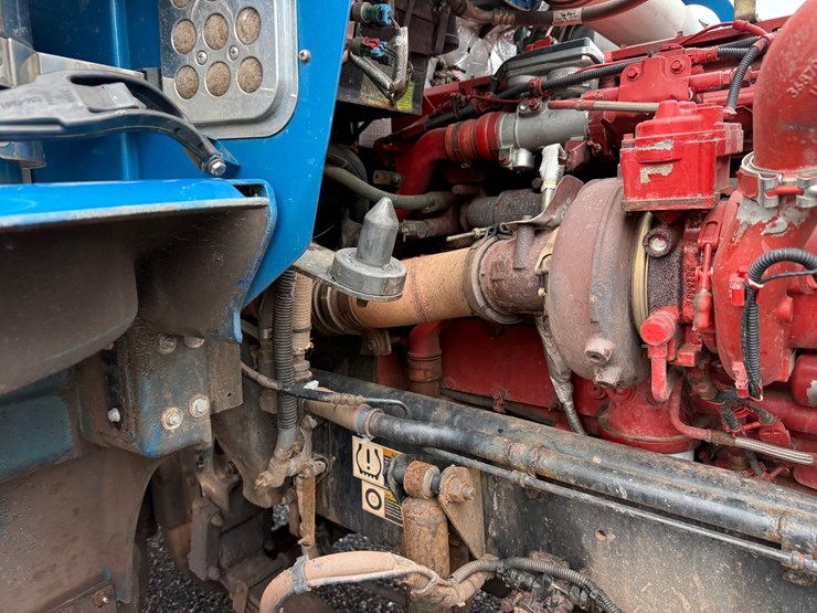 2020-kenworth-t800-image-26