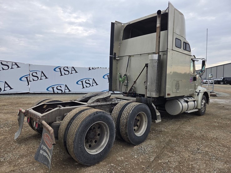 2005-caterpillar-c13-image-5