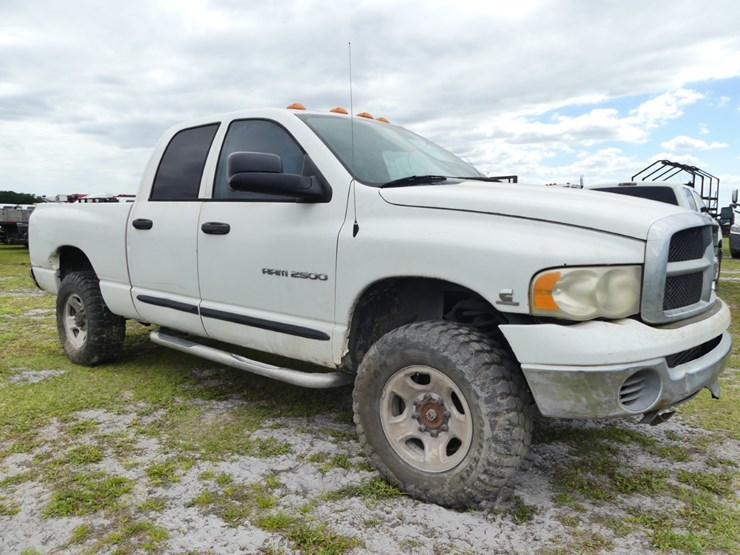 2005-dodge-ram-2500-image-2