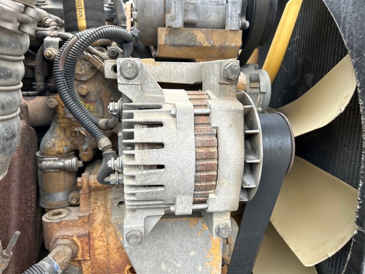 2005-peterbilt-357-image-57