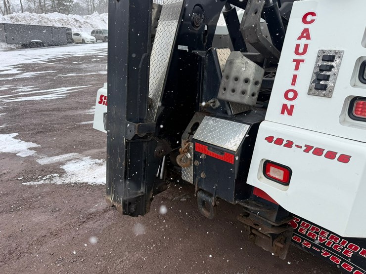 2013-international-4400-sba-image-23