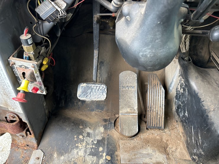 1999-mack-dm688s-image-74