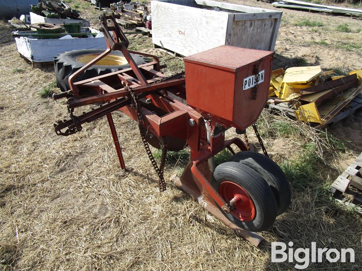 1-row-gopher-getter-image-7