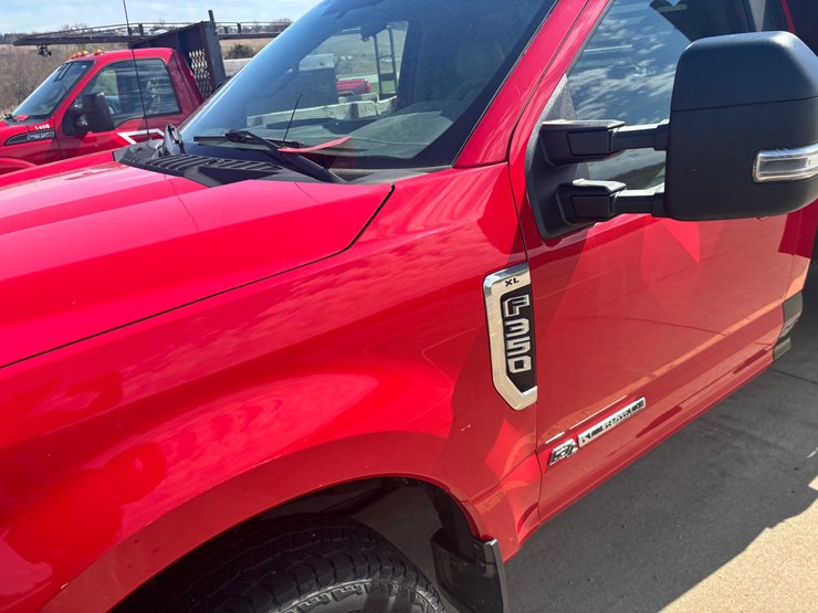 2017-ford-f350-image-8