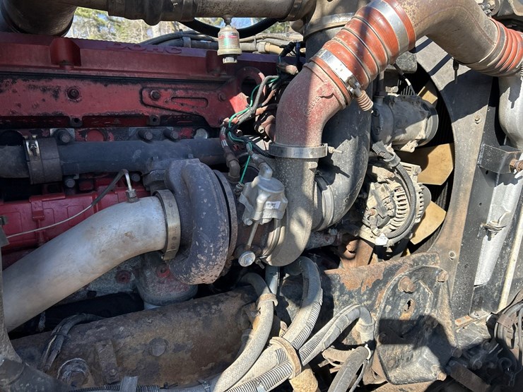 2005-peterbilt-379-image-60