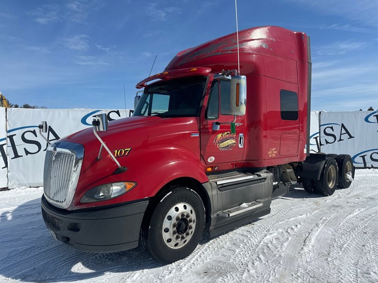 2012-international-prostar-image-1