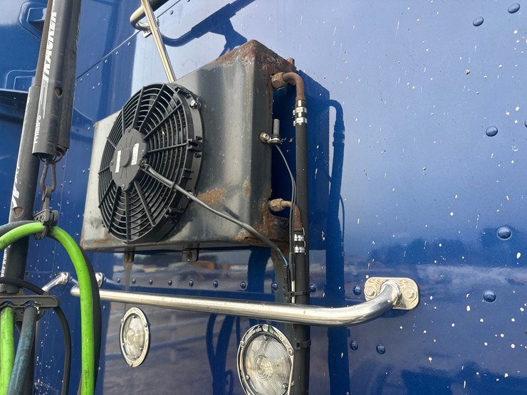 2020-kenworth-t680-image-20