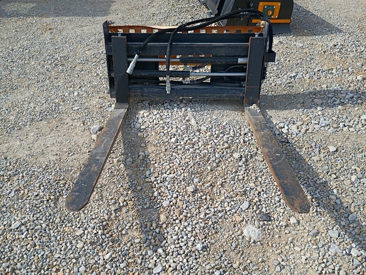 #23925-•-hydraulic-fork-skid-steer-attachment-image-1