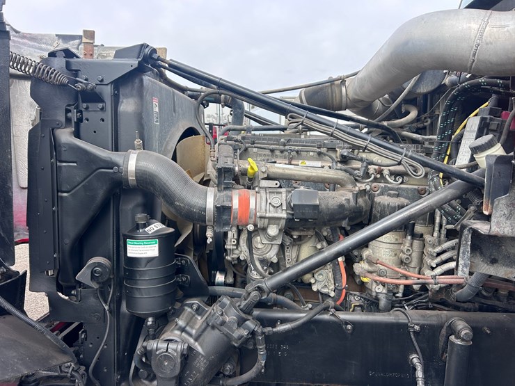 #1009-•-2012-western-star-conventional-4-sleeper-cab-truck-tractor-image-67