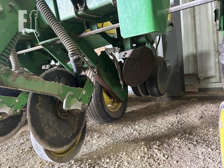 1998-john-deere-1750-image-26