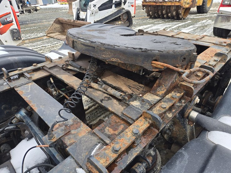 2006-caterpillar-c15-image-30