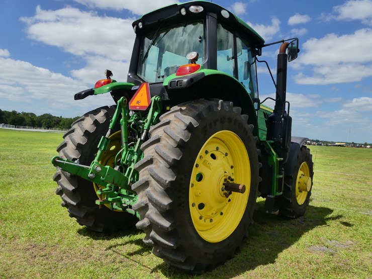 2021-john-deere-6175m-image-3