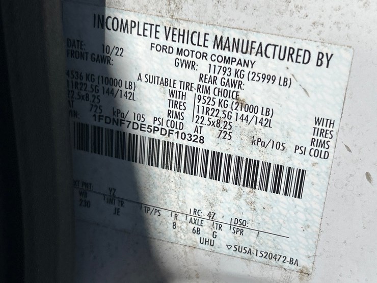 2023-ford-f750-image-66