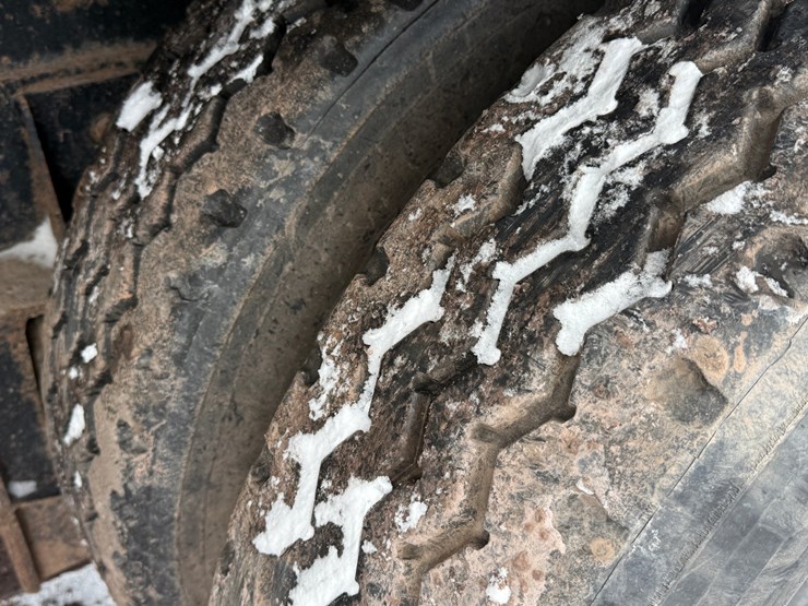 #1056-•-1989-mack-quad-axle-dump-truck-image-68