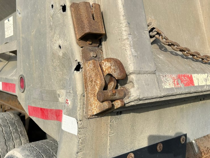 1995-axle-end-dump-image-36