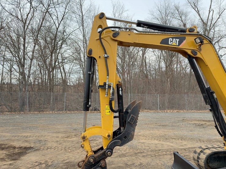 2017-caterpillar-305e2-cr-image-14