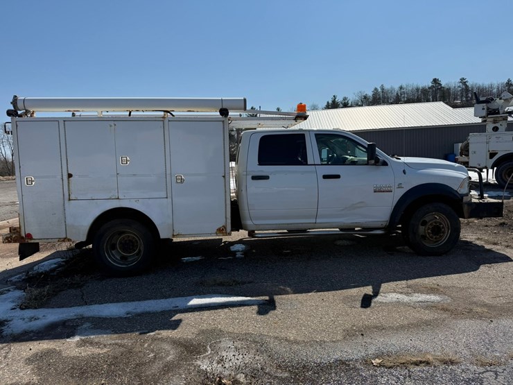 #1065-•-2013-ram-5500-heavy-duty-service-truck-image-6