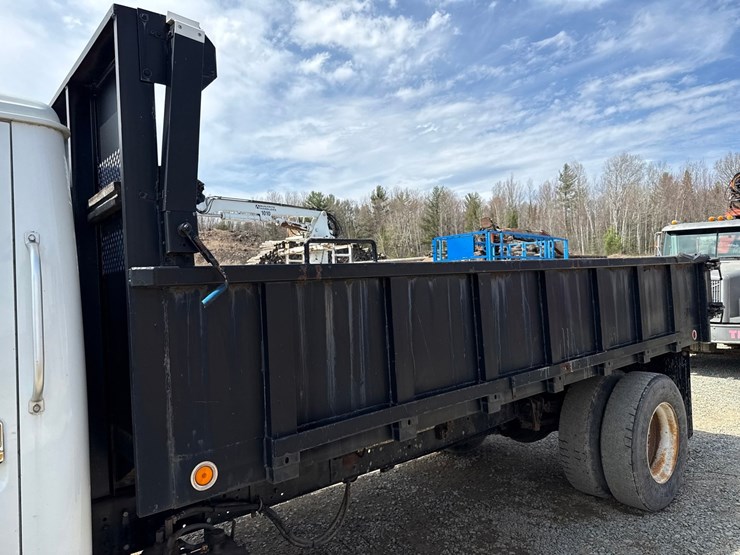 2000-international-4700-image-26