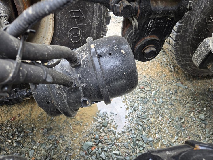 2019-international-hx620-image-39