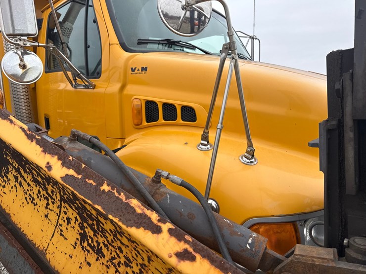 2007-sterling-acterra-image-16