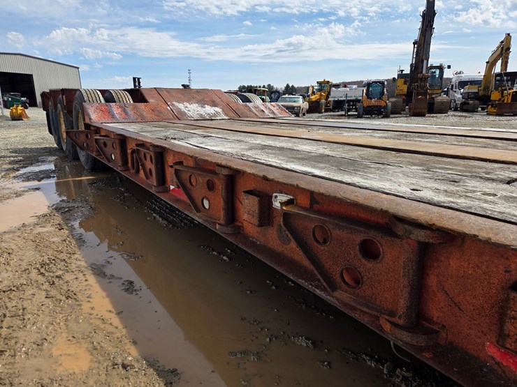 1975-massey-ferguson-8-image-22