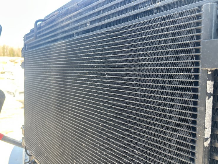 2017-kenworth-t680-image-42