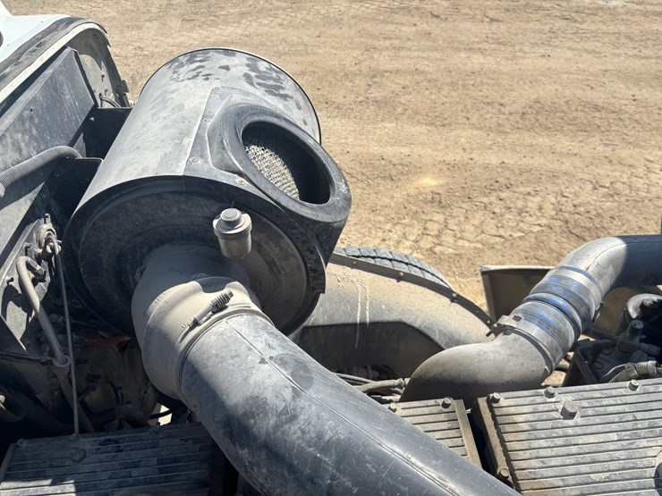 1994-international-9400-image-33